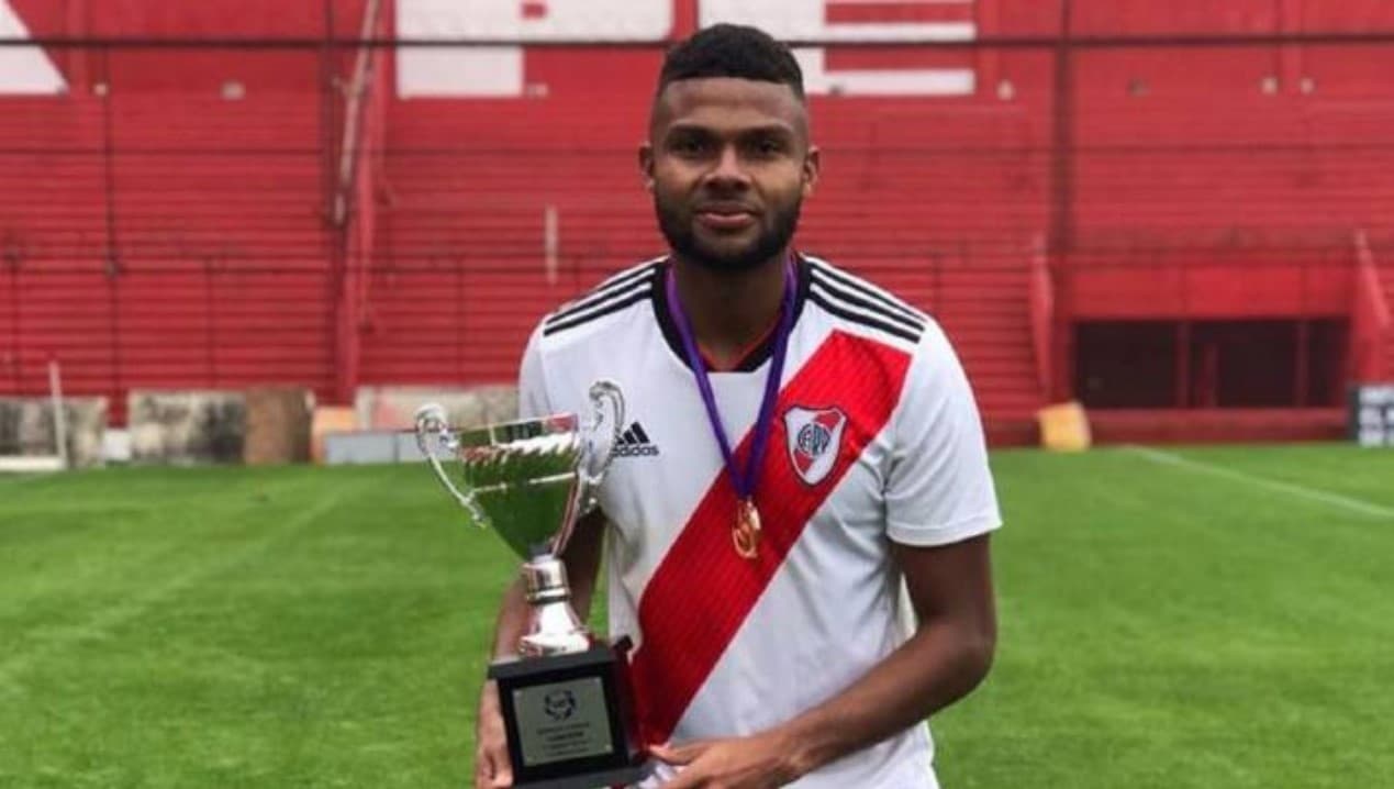 El Ciclón está interesado en uno de los futbolistas de la cantera del Millonario.