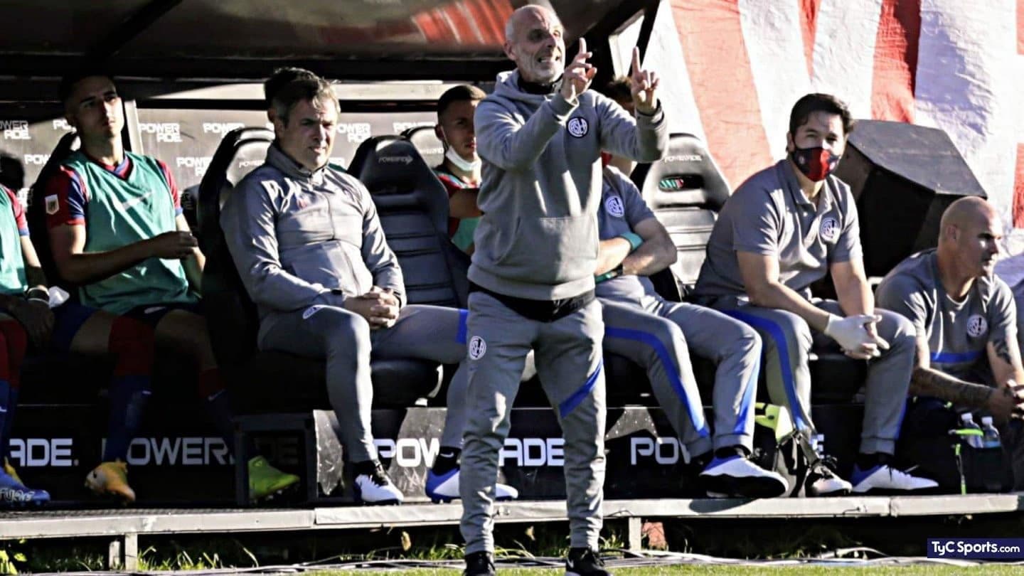 El Ciclón perdió en el Ducó ante Huracán y acrecentó su crísis deportiva.