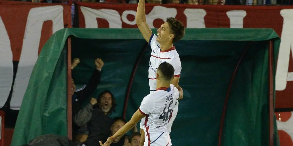 El Ciclón volvió al triunfo por 2 a 1 en Rosario en la Copa de la Liga y el volante de la Lepra alcanzó una cifra nunca vista.