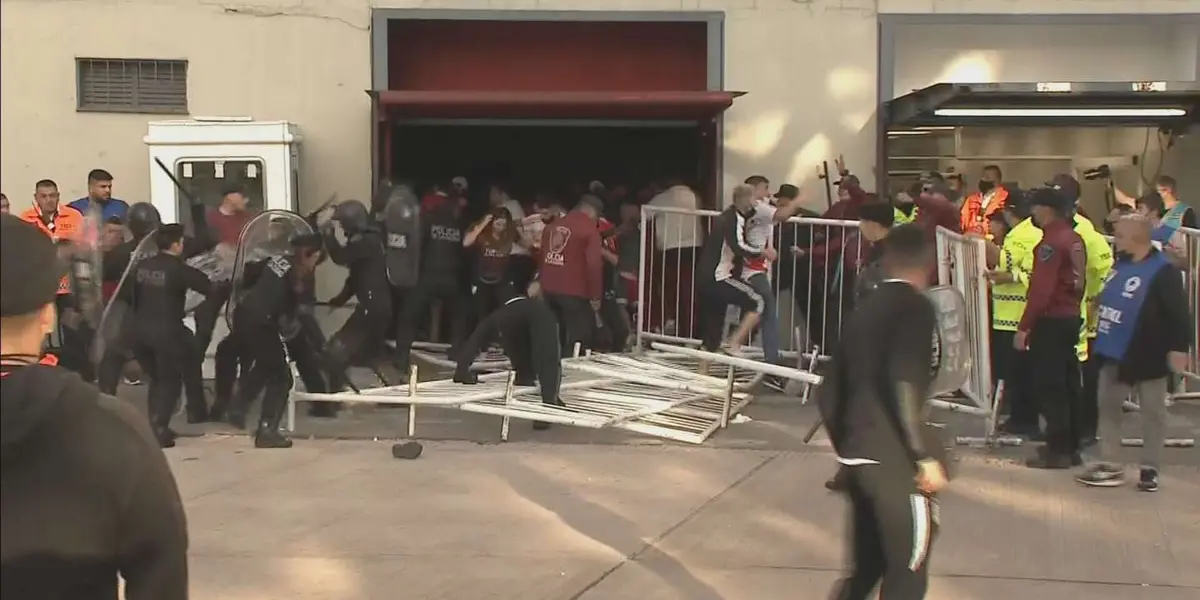 El club aplicará derecho de admisión luego de los disturbios ocasionados en los partidos ante Gimnasia y Boca.