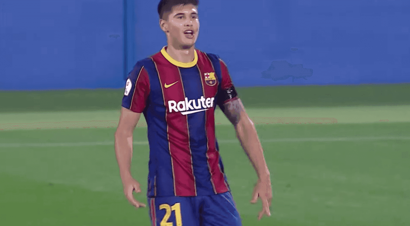 El club catalán dio una lista de los futbolistas que no tendrá en cuenta para la siguiente temporada y en esa nómina figura un jugador argentino.