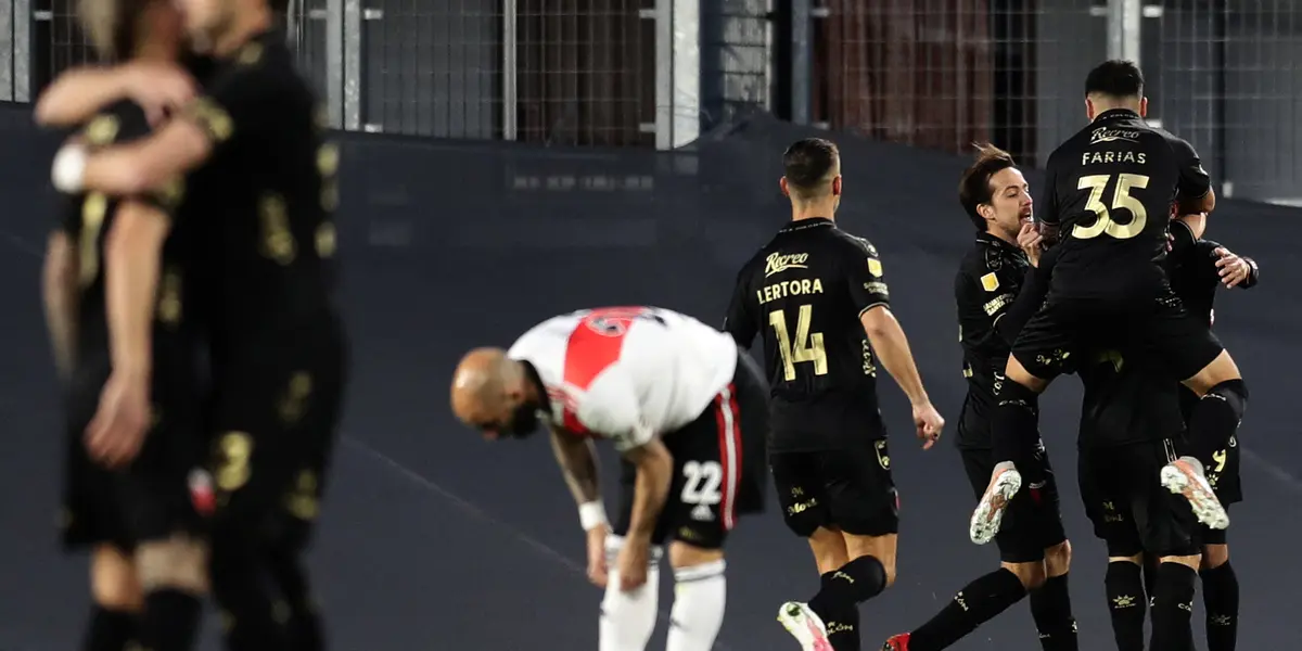 El colombiano fue una de las figuras del partido y tuvo un enfrentamiento con el defensor del Millonario.