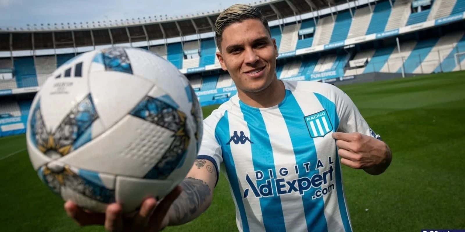 El colombiano fue uno de los mejores jugadores de la Academia en el segundo semestre de 2023.