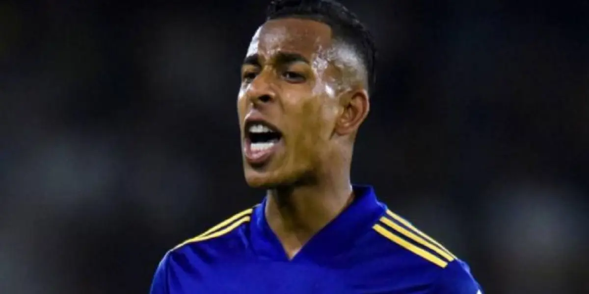 El colombiano se fastidió y mucho con un compañero en Florencio Varela.