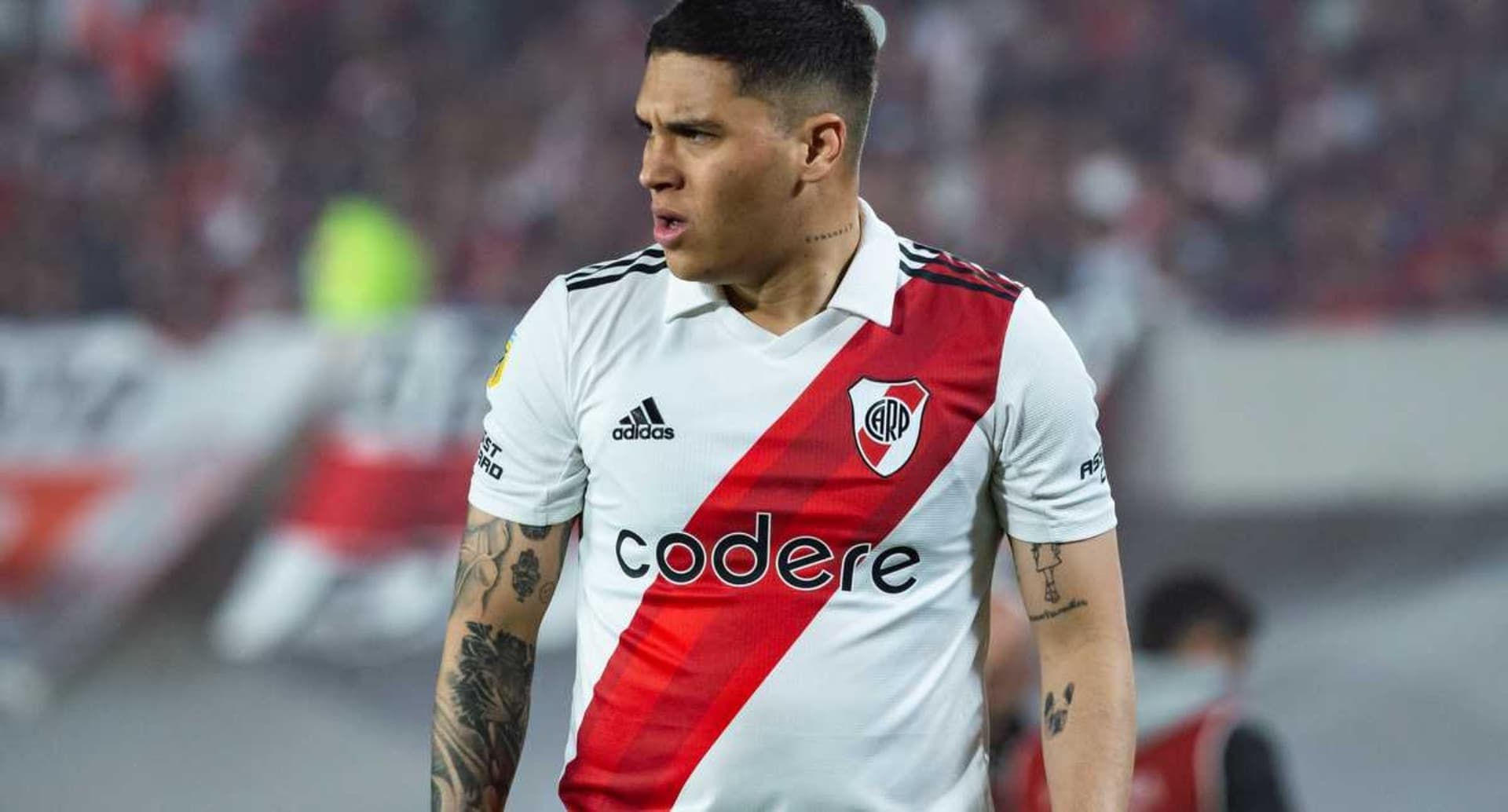 El colombiano se refirió sobre a su posibilidad de seguir o no en el equipo de Núñez.