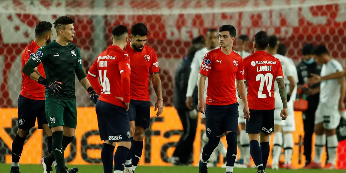 El conjunto brasileño se impuso en la serie y avanzó a los cuartos de final del certamen.