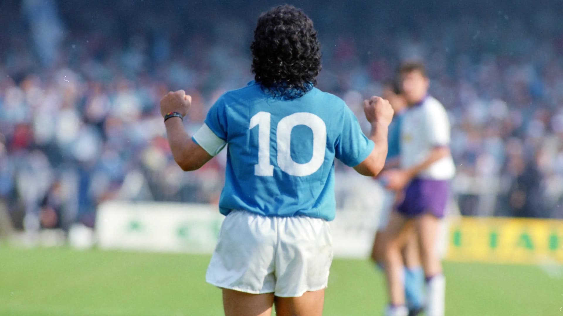 El conjunto italiano donde Maradona es una leyenda estaría buscando a otro argentino para sus filas.