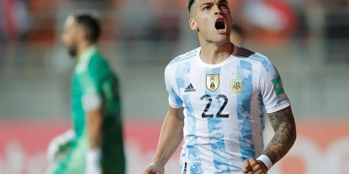 El conjunto nacional se impuso 2 a 1 ante Chile y mantiene su invicto en las Eliminatorias Sudamericanas.