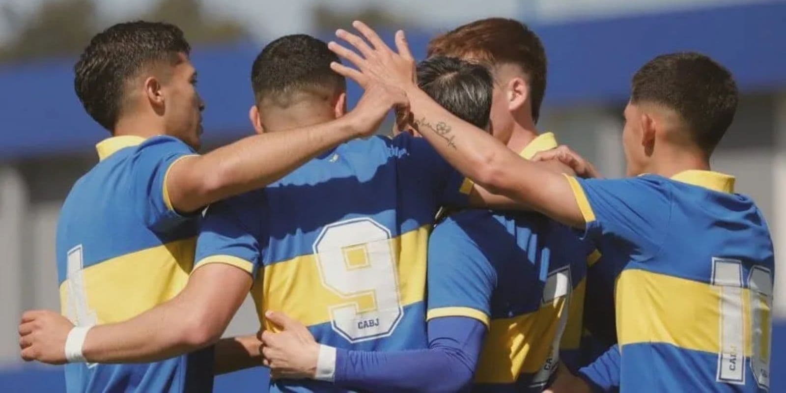 El Consejo del Fútbol miró hacia las inferiores y tomaron una decisión con uno de sus jugadores.