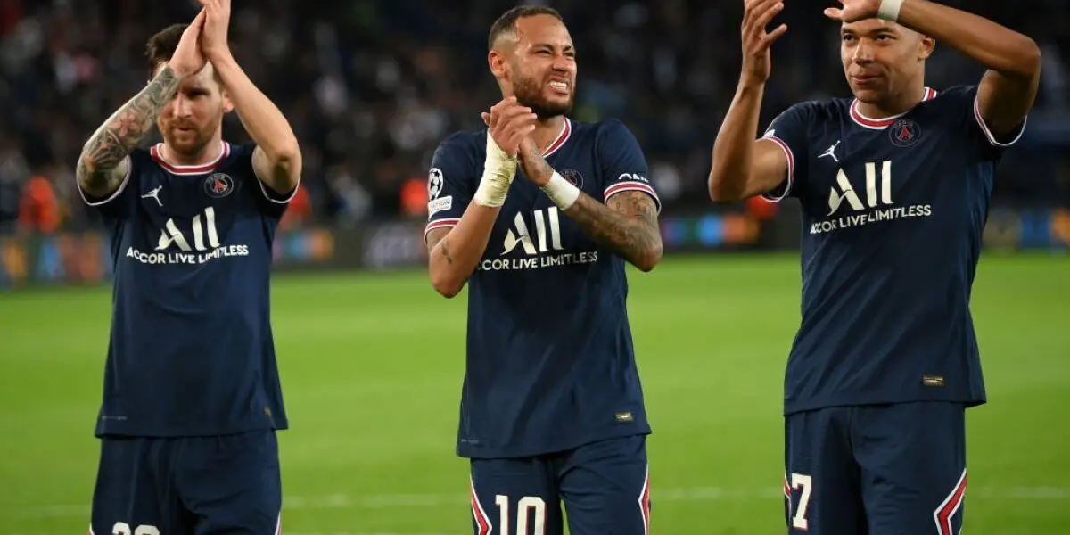 El crack brasileño habló del tridente ofensivo que encarna junto a Kylian Mbappé y nada menos que Lionel Messi, en una entrevista con "Oh My Goal".