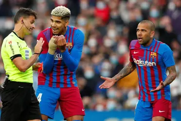 El Culé ganó 4 a 2 en el Camp Nou por La Liga española, pero sufrió la expulsión del brasileño.