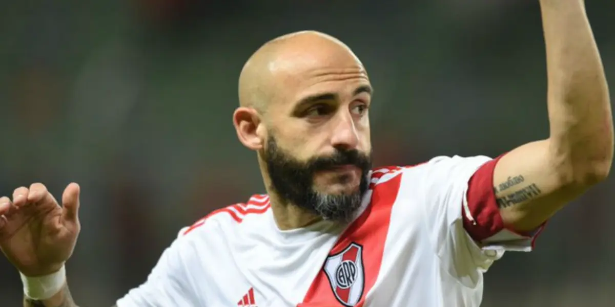 El curioso motivo por el que Javier Pinola se convirtió en tendencia tras la derrota por 2-0 ante Independiente.