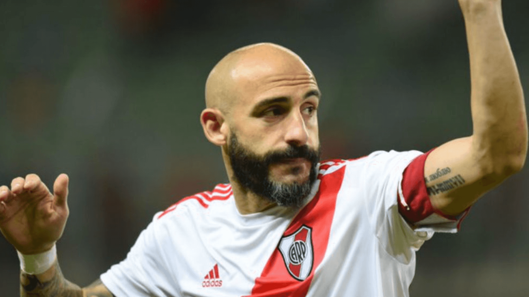 El curioso motivo por el que Javier Pinola se convirtió en tendencia tras la derrota por 2-0 ante Independiente.