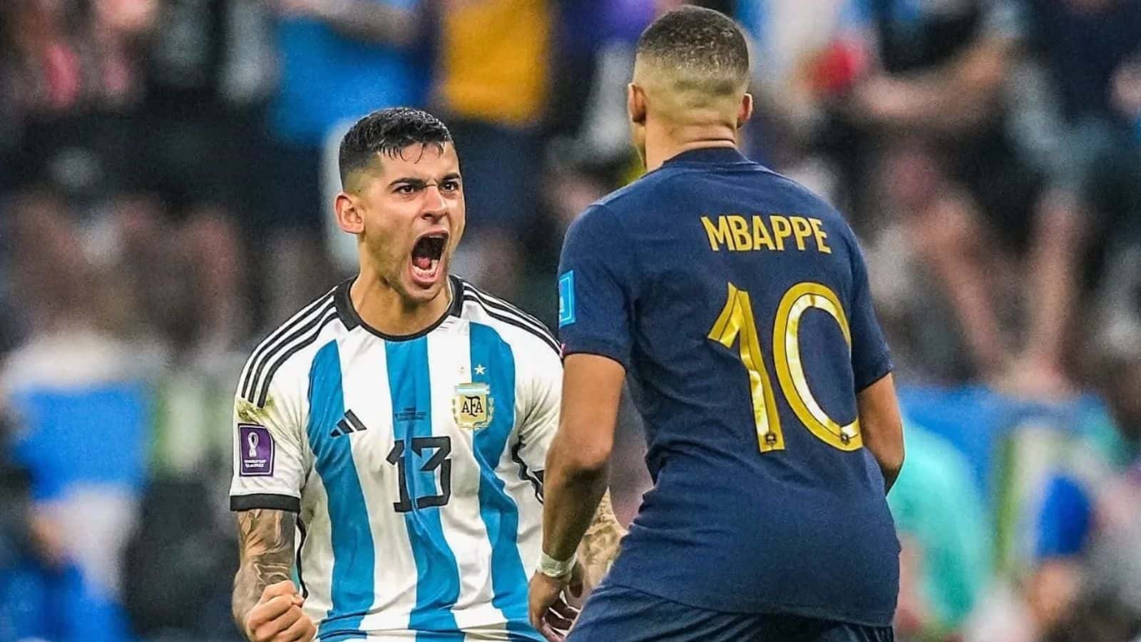 El defensor argentino tuvo un encontronazo con Kylian en Lusail tras el segundo gol de Messi.