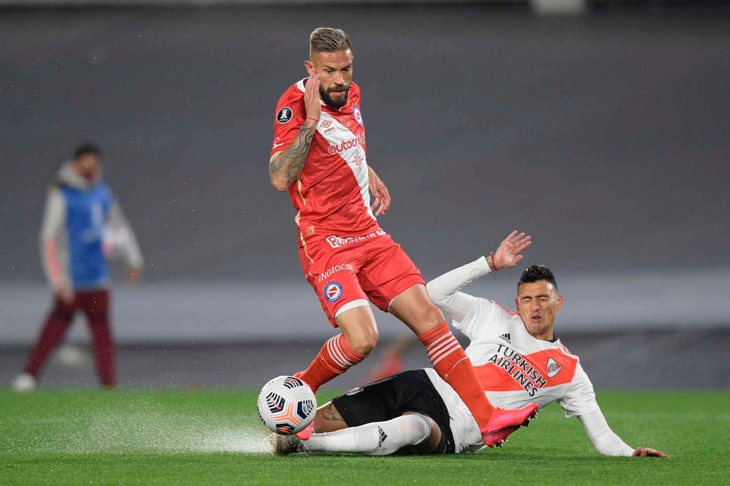 El defensor de Argentinos Juniors publicó un emotivo mensaje en sus redes sociales.