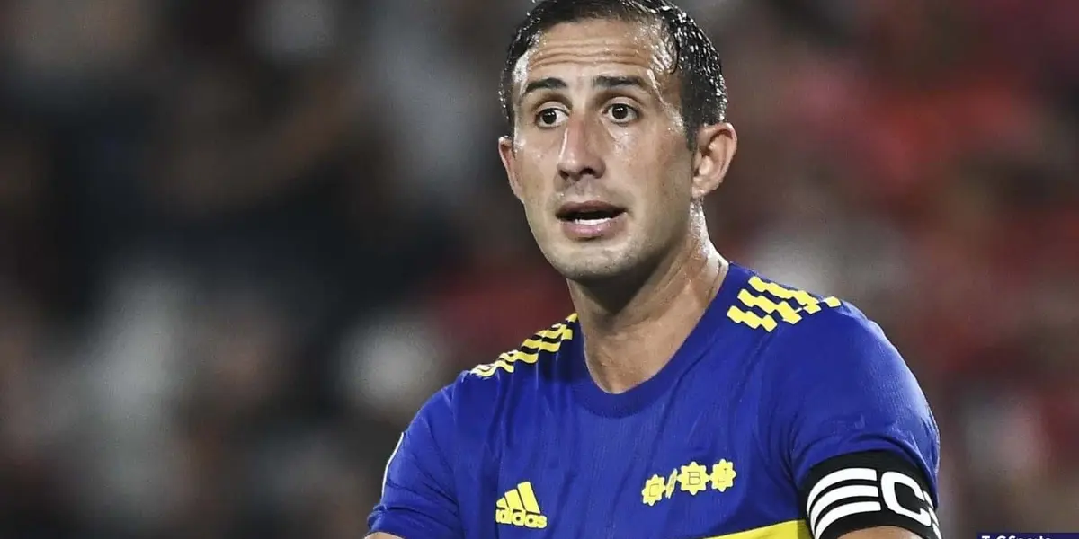 El defensor de Boca fue directo contra el árbitro del partido en Avellaneda, en el empate 2 a 2 ante Independiente ante un diluvio.