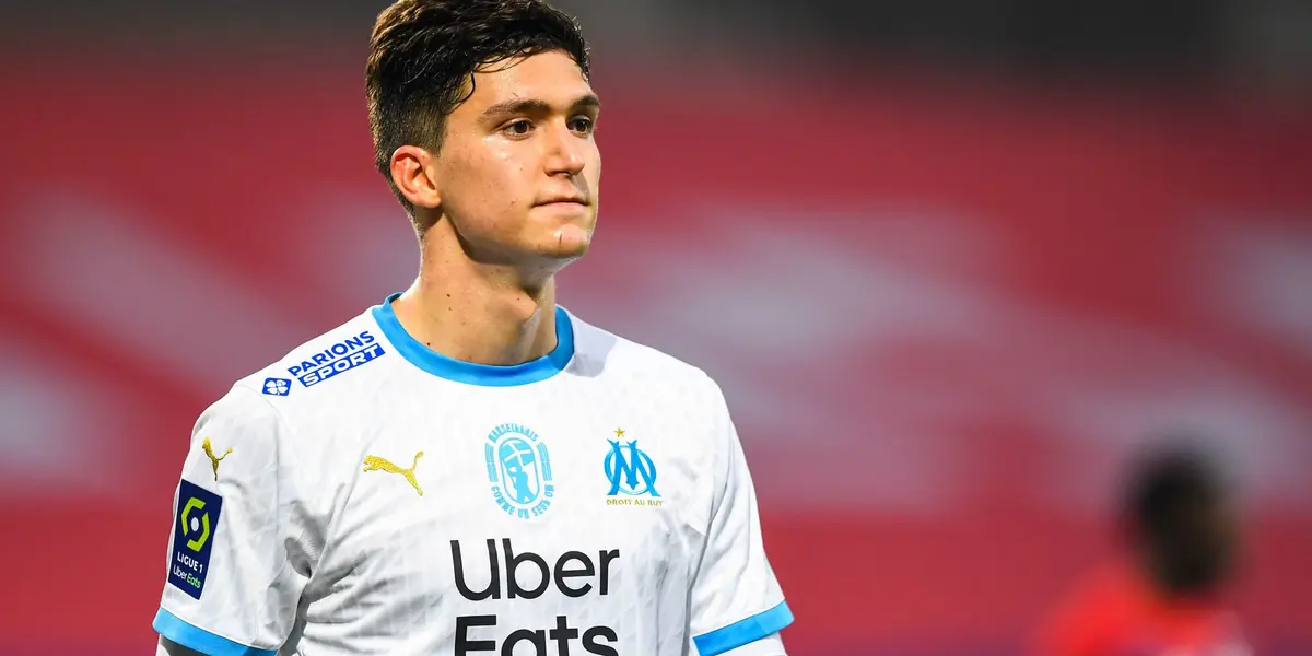 El defensor es nuevo jugador del Olympique de Marsella que dirige Jorge Sampaoli.