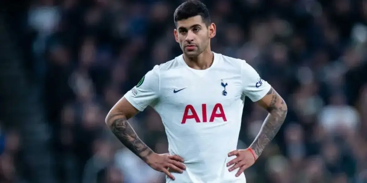 El defensor fue uno de los pilares de la Selección Argentina en Qatar, y en sus primeros partidos post copa le sucedió algo muy duro.