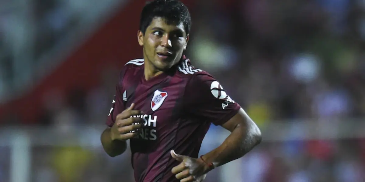 El defensor paraguayo, que estuvo afuera de las canchas un largo tiempo, contó algo que los fanáticos no dejaron pasar.