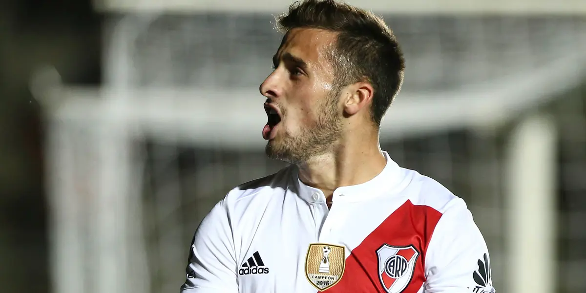 El defensor uruguayo llenó de elogios a Marcelo Gallardo.