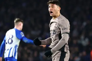 El delantero argentino descontó en la derrota de su equipo contra Brighton.