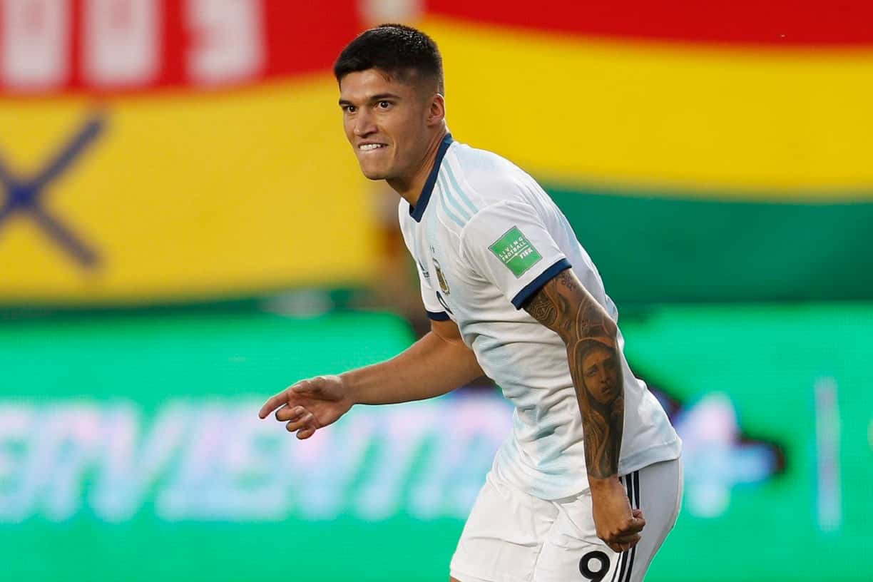 El delantero argentino es pretendido por Mauricio Pochettino para reforzar al conjunto parisino.