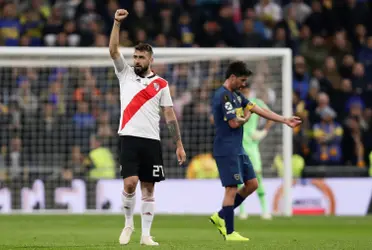 El delantero aseguró que River Plate tiene más chances de ganar que Boca Juniors. Además, dio pistas sobre su futuro ¿Sigue en el fútbol argentino?