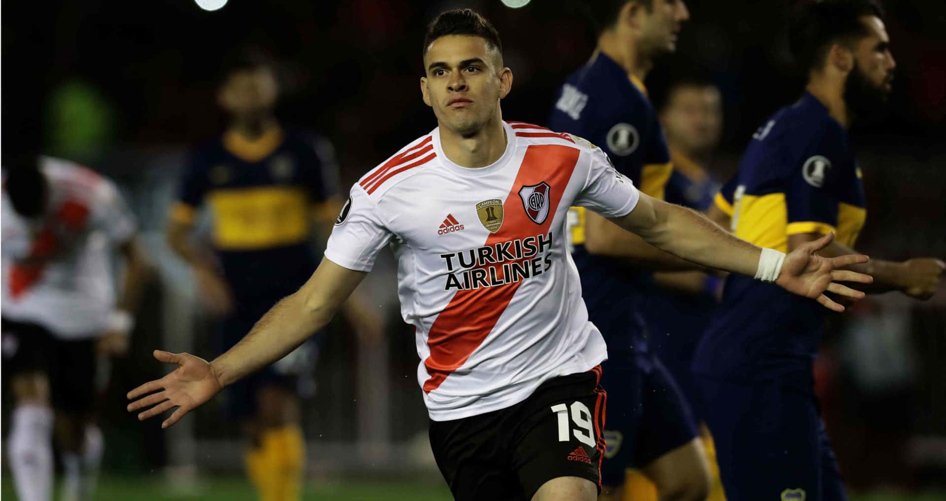 El delantero colombiano no para de convertir goles en el Millonario.
