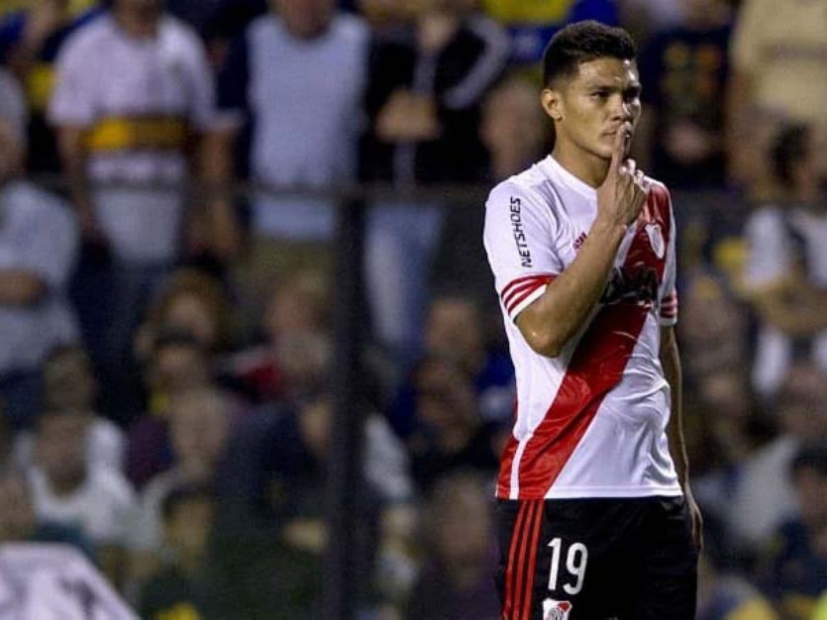 El delantero colombiano no tomará el avión rumbo a Buenos Aires junto a sus compañeros de Junior de Barranquilla.