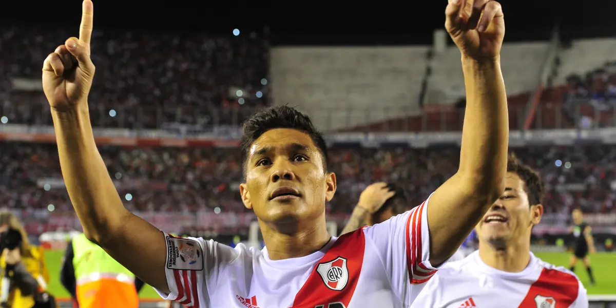 El delantero colombiano opinó qué le falta a su compatriota para brillar en el Millonario.