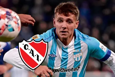 El delantero de Atlético Tucumán arriba a Avellaneda luego de varios días de negociación.