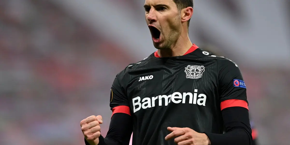 El delantero de Bayer Leverkusen fue clave en el título continental de 2015. 