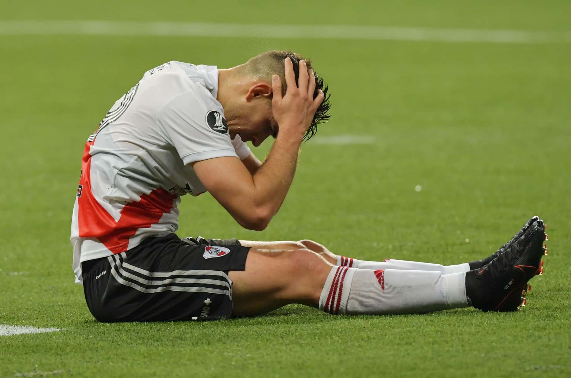 El delantero de River Plate, que actualmente disputa la Copa América, podría seguir su carrera en el Viejo Continente.