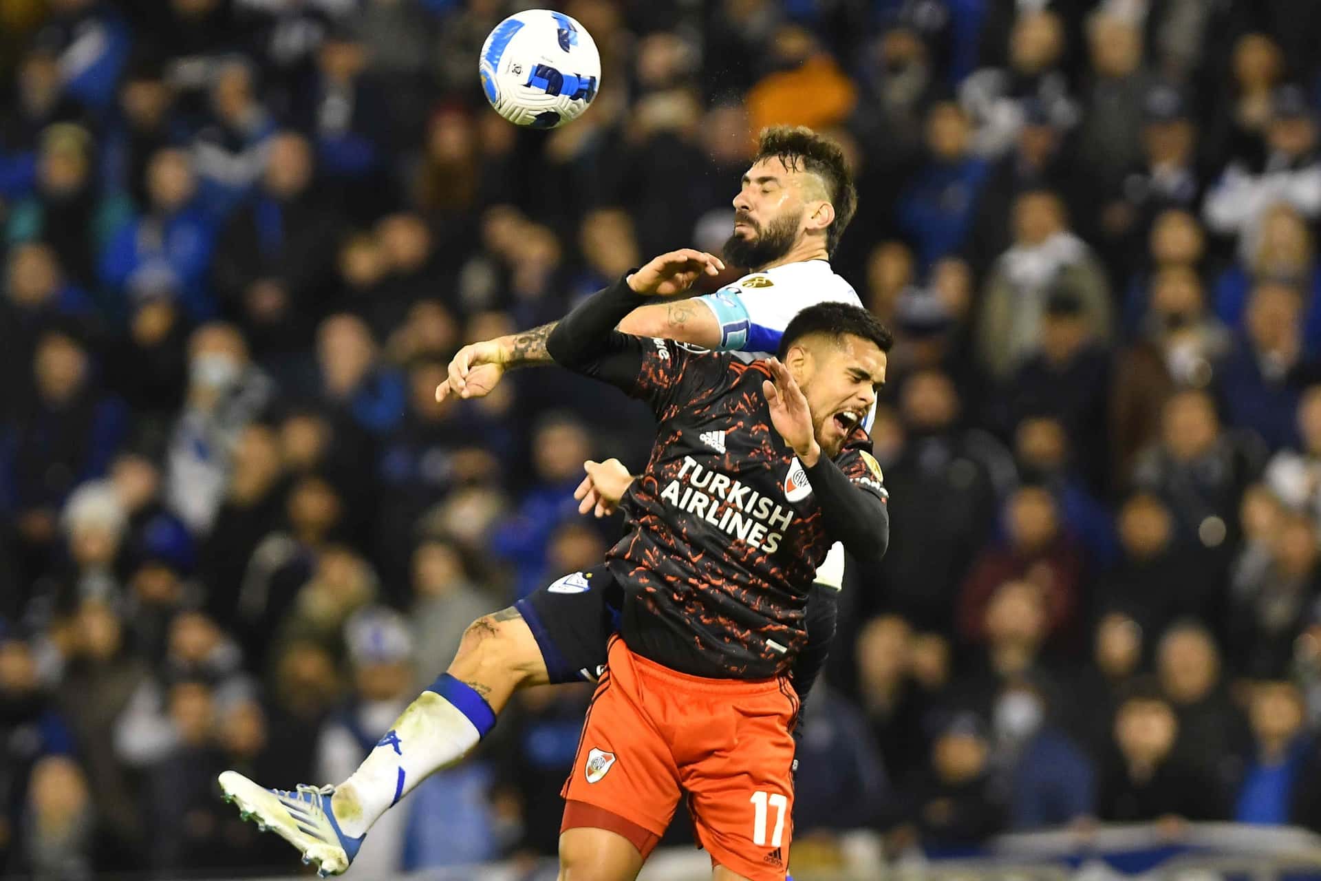 El delantero del Fortín sabe que la diferencia debió ser mayor y que a River "no se lo puede perdonar".