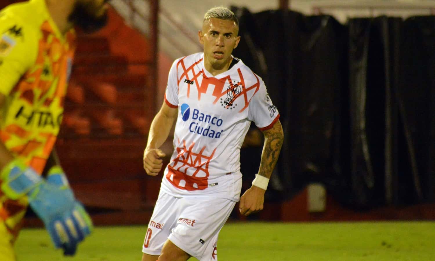 El delantero del Globo está a un paso de convertirse en nuevo jugador del Xeneize.