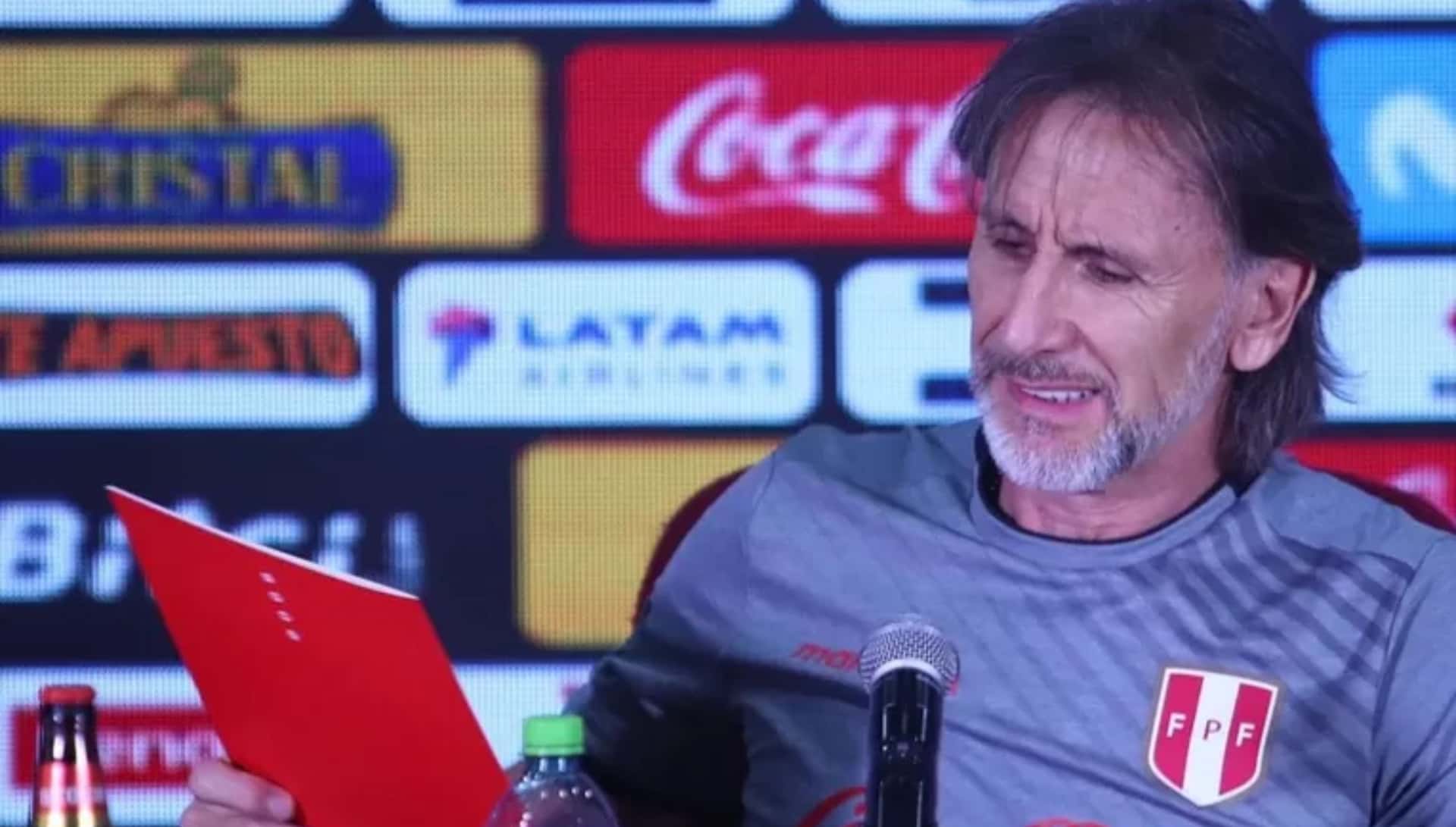 El delantero explicó que habló con el DT argentino a días de que diera la lista para jugar por el Repechaje mundialista.