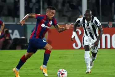 El delantero, figura en la victoria del Ciclón en Córdoba ante Talleres, habló luego del partido y de la necesidad que tenían de un triunfo.