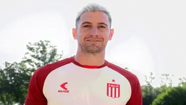El delantero hizo su debut como jugador de Estudiantes