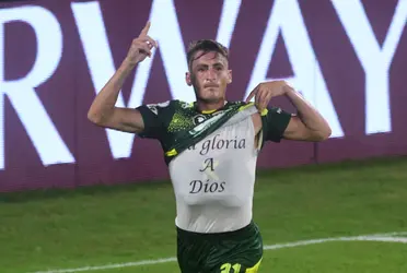 El delantero llega procedente de Defensa y Justicia para reforzar la línea ofensiva del club de Núñez tras la partida de Rafael Santos Borré. 
