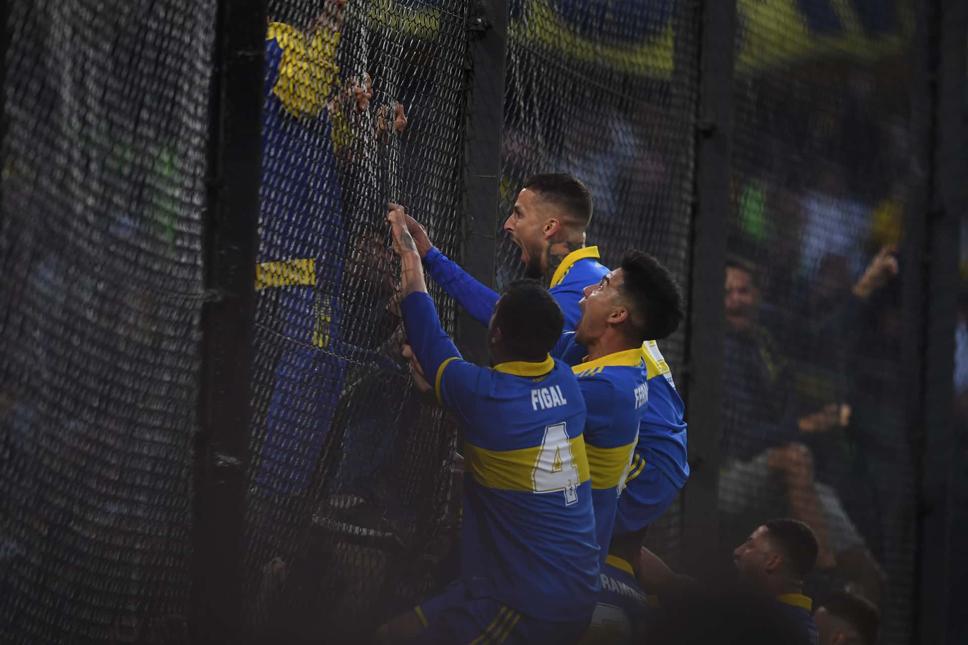 El delantero marcó el único gol del partido para que el Xeneize se quede con el Superclásico.