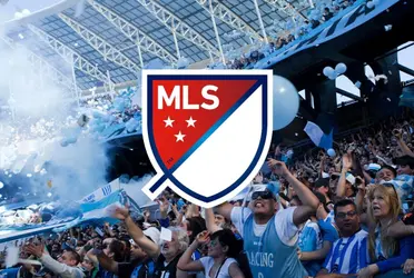 El delantero puede llegar al equipo de Avellaneda, aunque no es el único en carpeta.