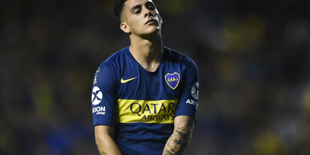 El delantero se fue hace varios meses y mal del club, pero sus acciones siguen llegando a Brandsen 805.