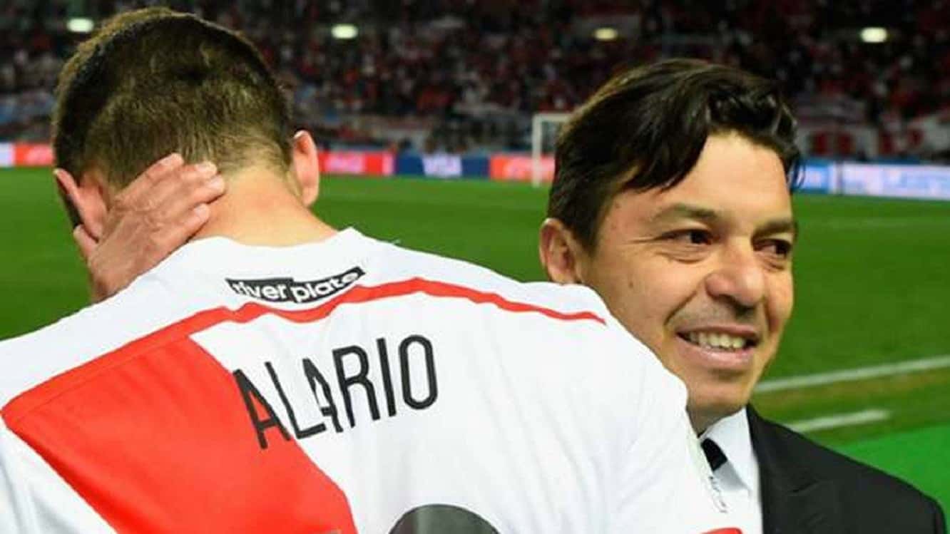 El delantero seguirá en Bayer Leverkusen durante la próxima temporada.