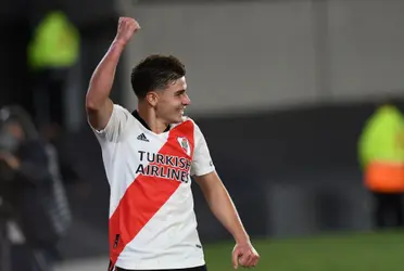 El delantero viene de convertir un triplete ante San Lorenzo.