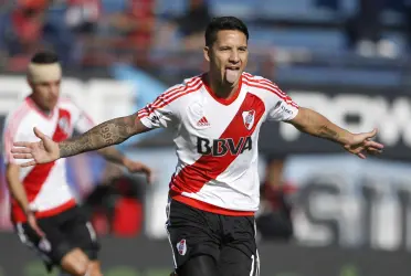 El delantero volvió a demostrar su fanatismo por River Plate. 