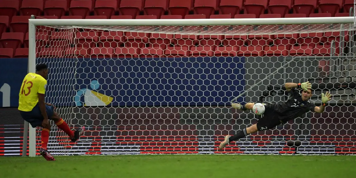 El Dibu dio detalles de sus tácticas para atajar los penales y hacerse héroe con el combinado Nacional.