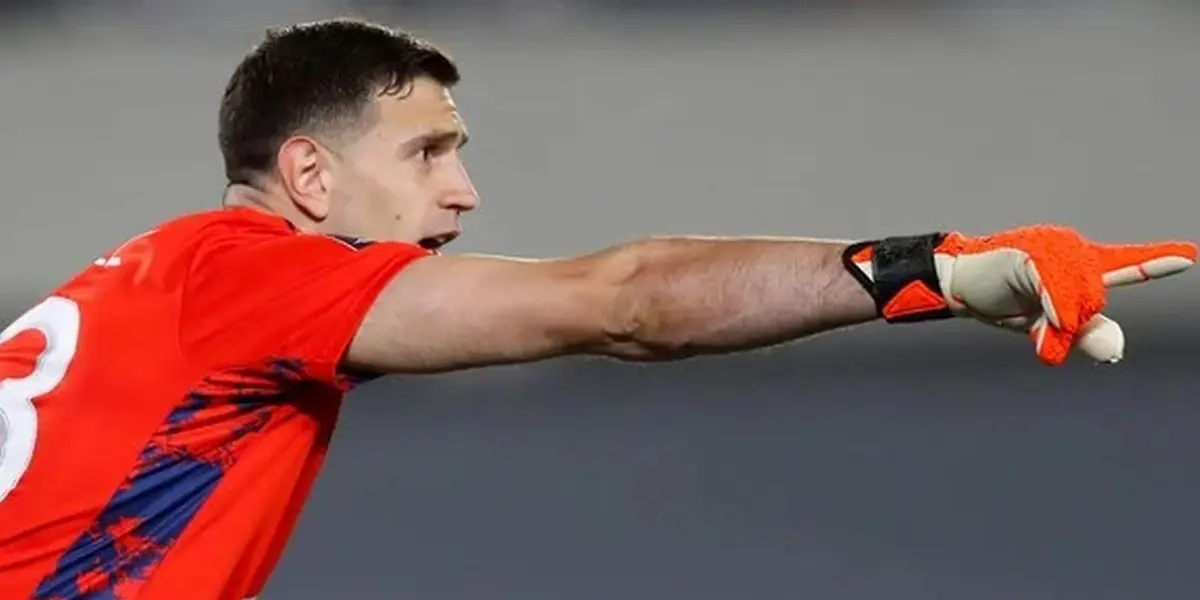 El Dibu no está al 100% y será resguardado para el partido de la Selección Argentina.