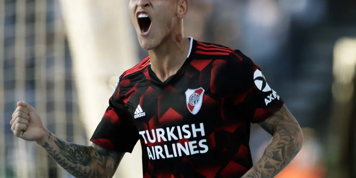 El diez de River Plate mostró cómo disfruta su tiempo libre en su tierra natal, junto a sus amigos.