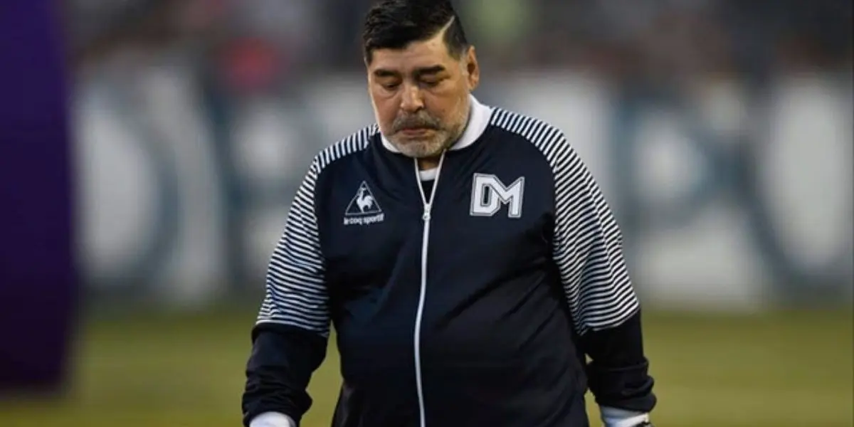 El director técnico de Gimnasia de La Plata, Diego Maradona, fue internado en un centro médico de la ciudad. Enterate por qué.