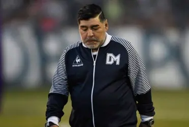 El director técnico de Gimnasia de La Plata, Diego Maradona, fue internado en un centro médico de la ciudad. Enterate por qué.